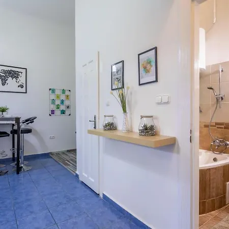 Apartamento Ultra Away From